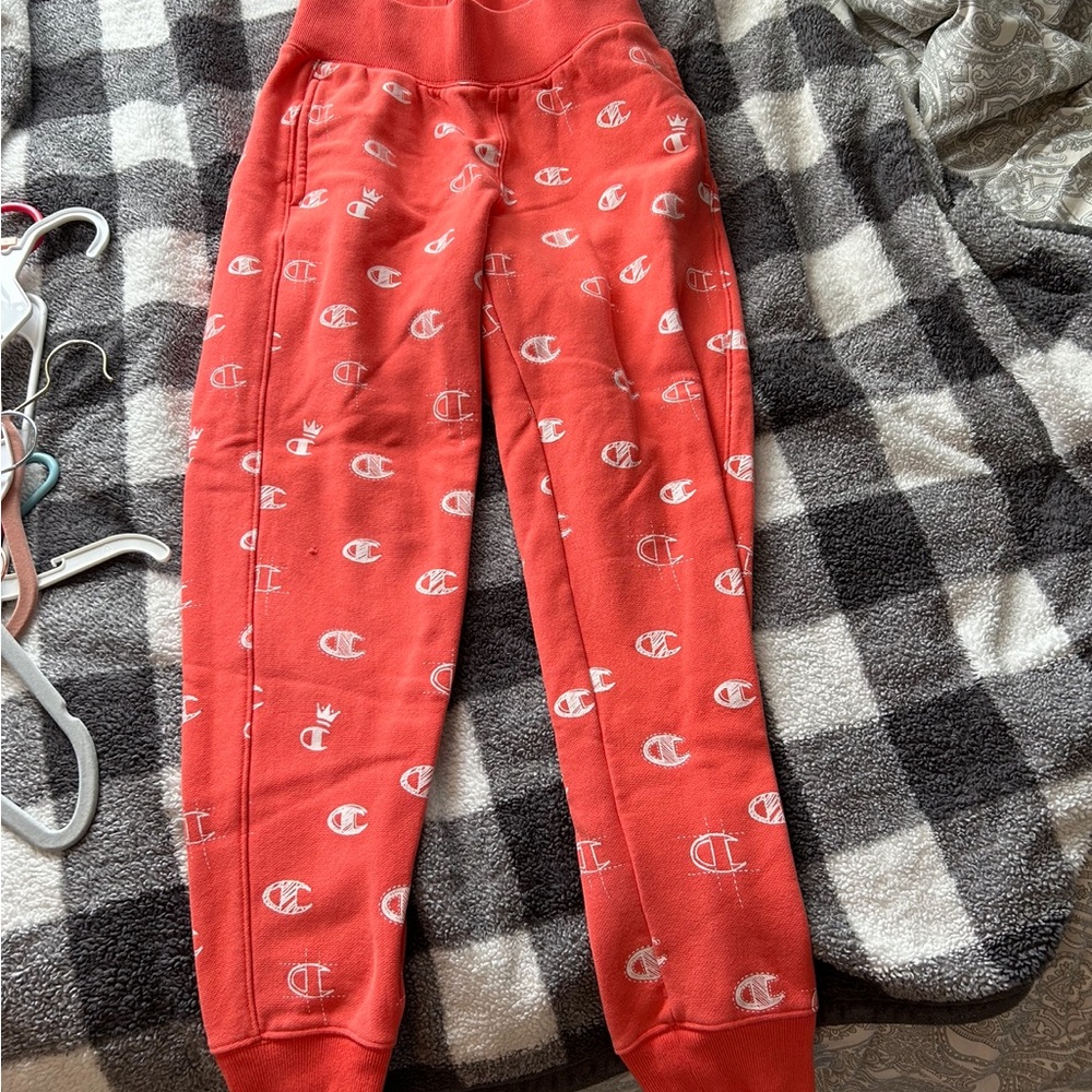 Orange champion sweatpants. Worn once/twice. great condition. size small